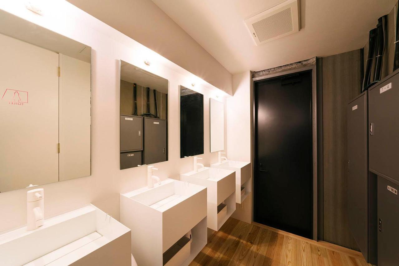 Manga Art Hotel, Auberge de jeunesse *